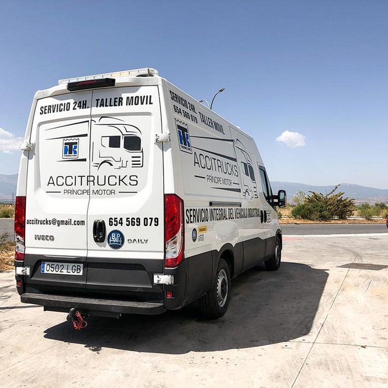 Taller móvil 24 horas en Granada para camiones